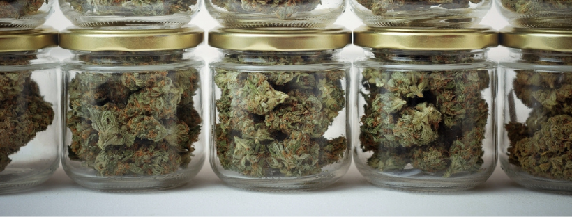 Use Sealed Containers To Store Your Weed